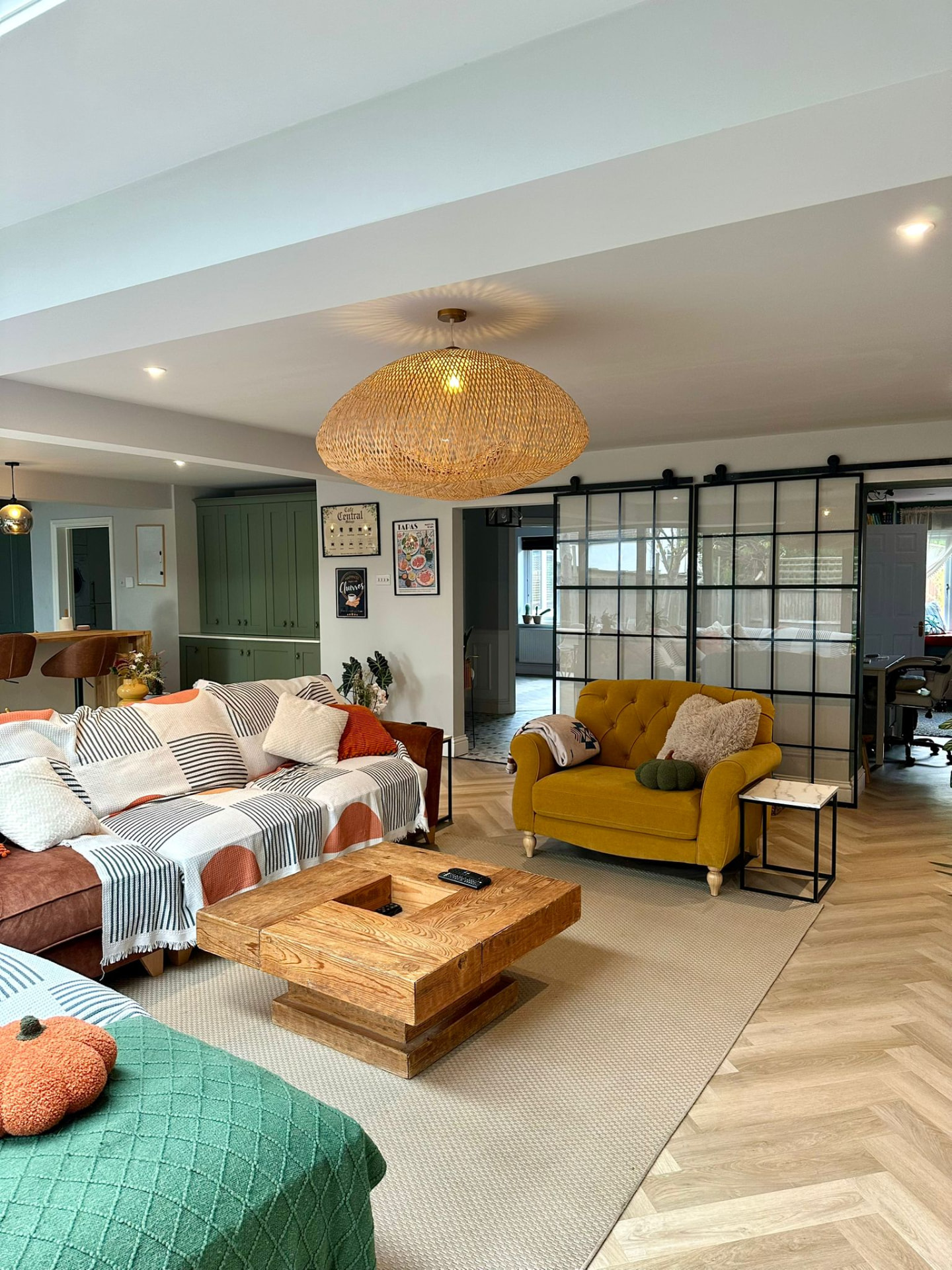 Charter Place — Sitting Area — project by SMART Developments LTD
