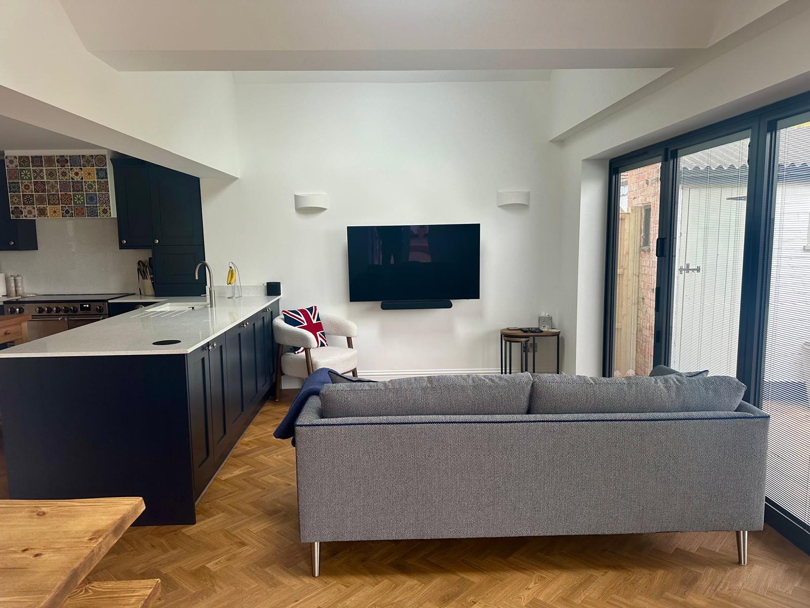 Thatched Cottage, Windlesham — project by SMART Developments LTD