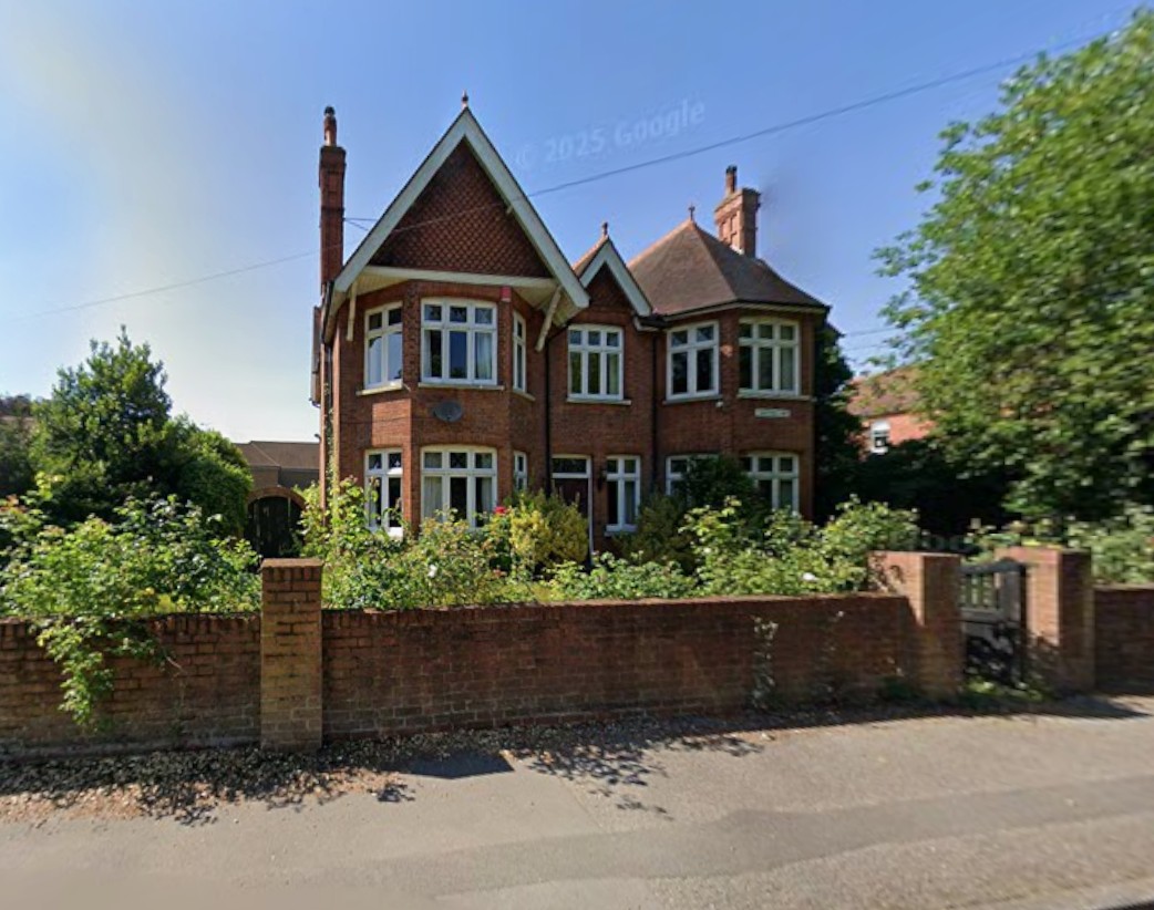 1 Whitehall, Woodhatch — project by SMART Developments LTD