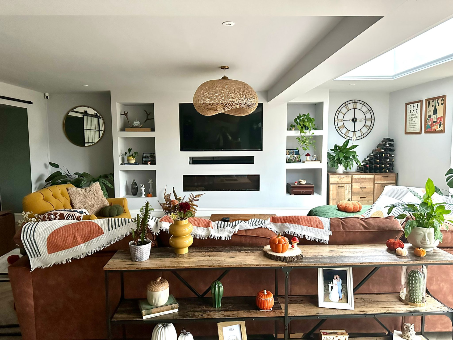 Charter Place — Sitting Area — project by SMART Developments LTD