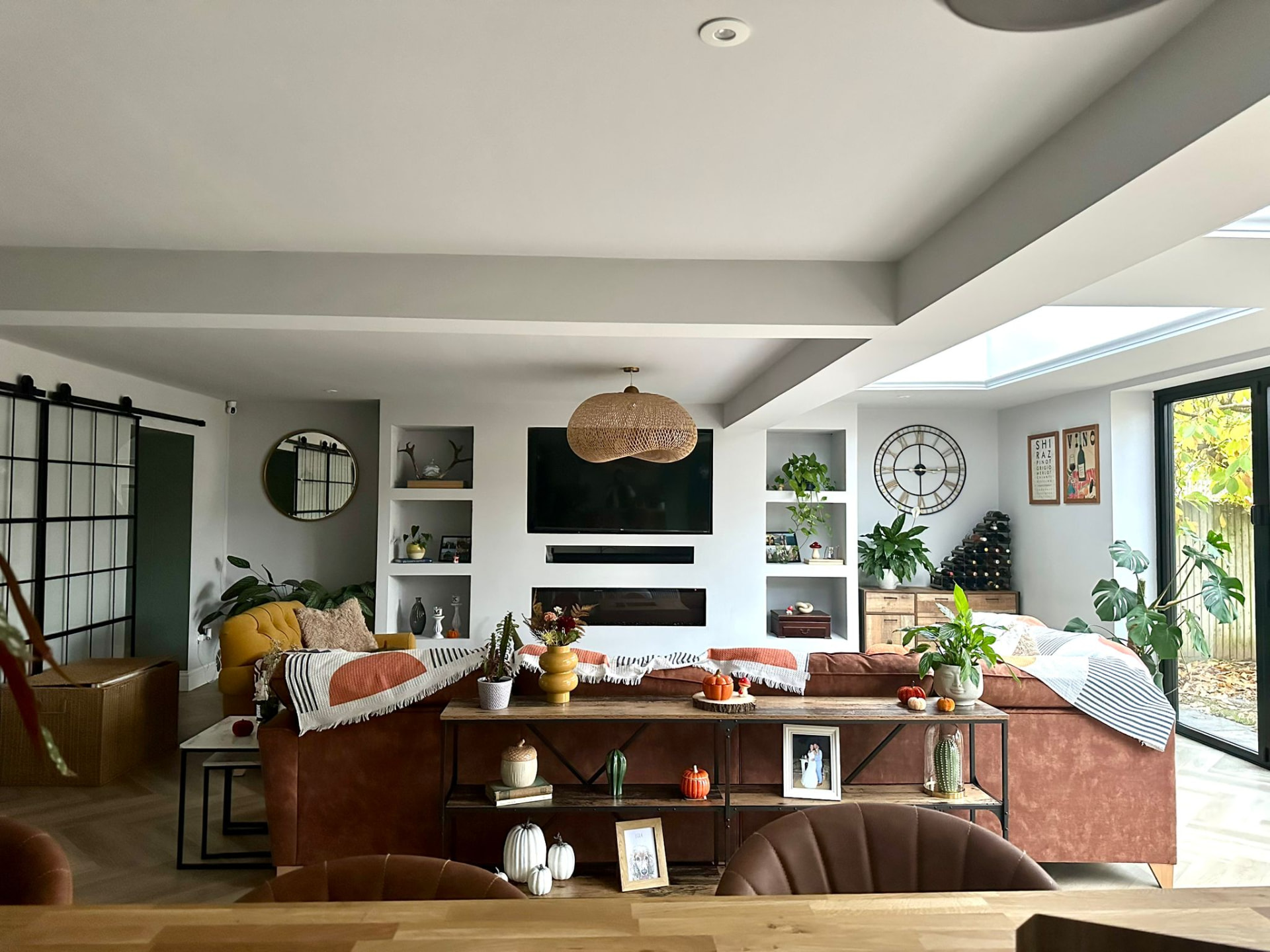 Charter Place — Sitting Area — project by SMART Developments LTD
